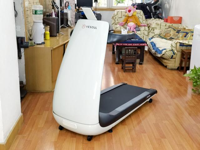 kaiyun体育登录网页入口 科学健身不占空间，能折叠的跑步机：野小兽跑步机P30 评测