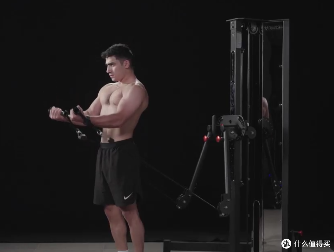 2023年家用健身器材推荐|| 一台小飞鸟助你全身塑形，气质提升！内附：FANATICS疯拿铁小飞鸟综合训练器