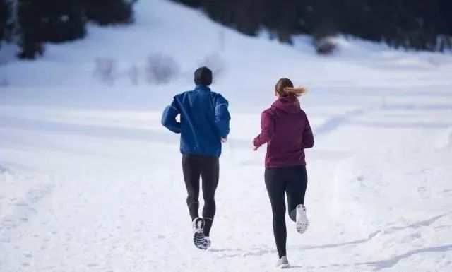 健身手套松点好还是紧点好_健身手套松一点_健身手套大了怎么办