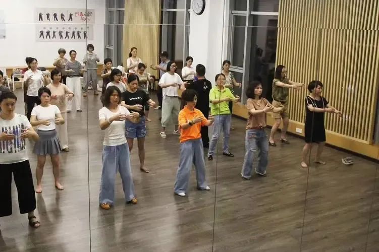 好的健身手套_手套健身选择什么材质_健身手套怎么选择