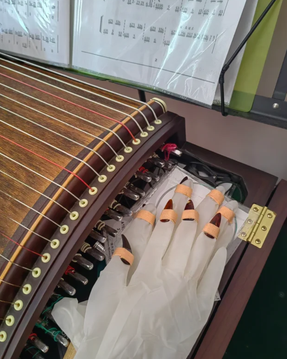 健身手套发臭_健身手套有味道_手套味道健身有效果吗