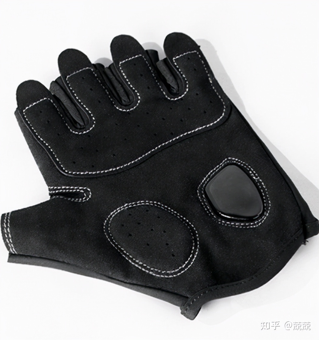 手套健身带需要注意什么_健身需要带手套吗_手套健身带需要洗吗