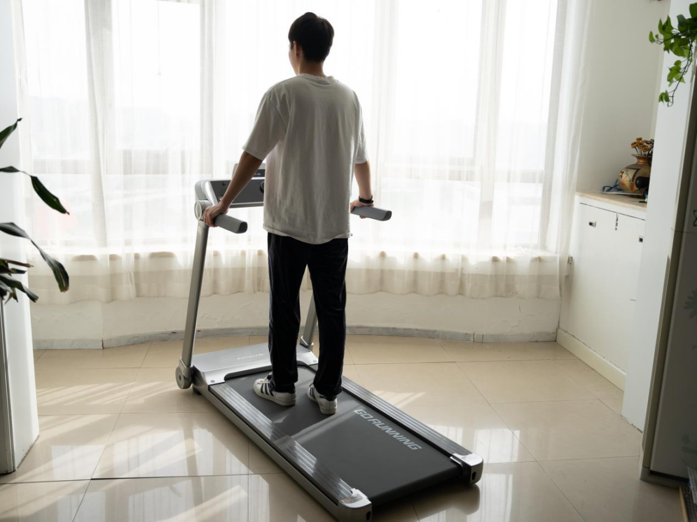 哪个品牌跑步机减震好_牌子减震跑步机好用吗_跑步机 减震什么牌子好