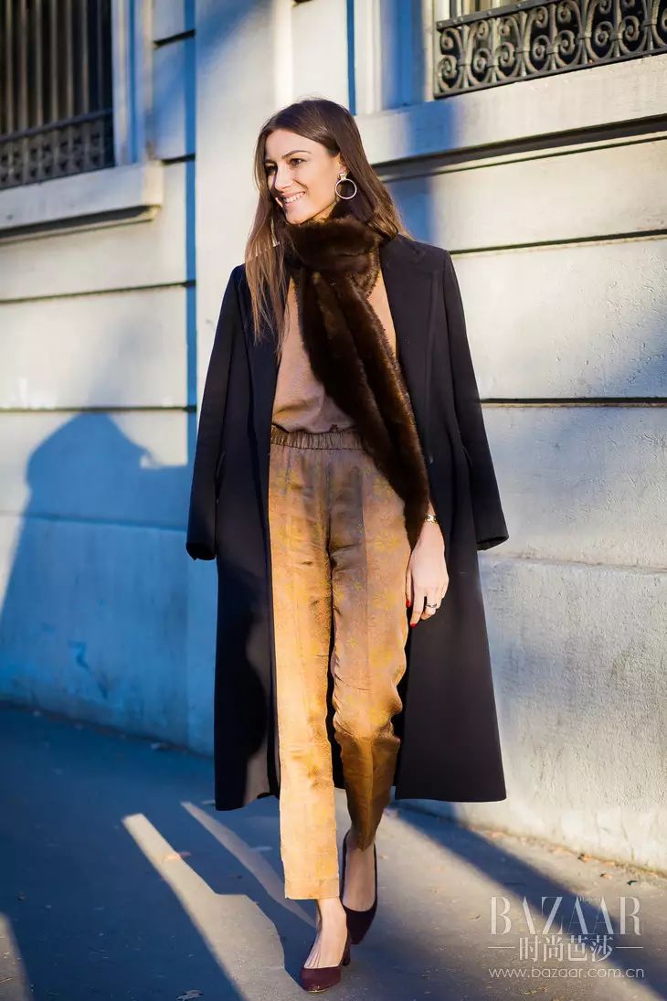 戴手套健身还是起茧_戴手套健身还会磨出茧子吗_健身戴不戴手套