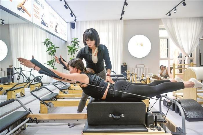 _ 宁夏减重门诊 _综合训练器健身视频