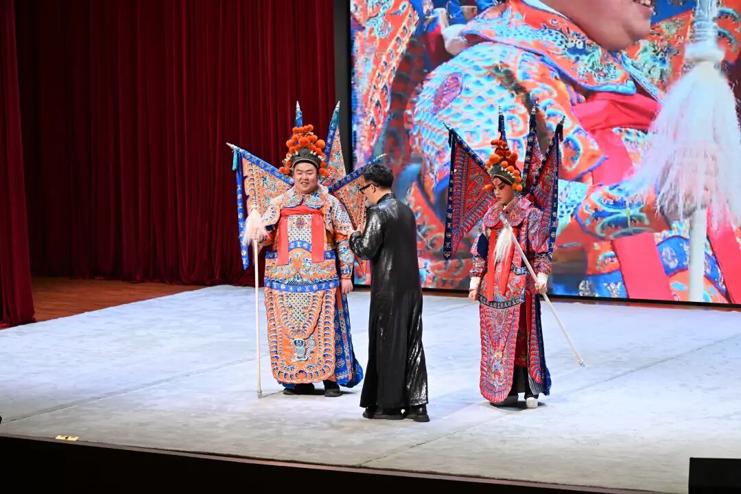 昆曲京剧沉浸式体验_上海市戏曲学校_百年雅韵戏曲活动