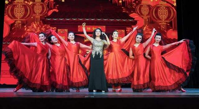 怎样练习歌唱_熟龄人群声乐课程_成晨声乐教学