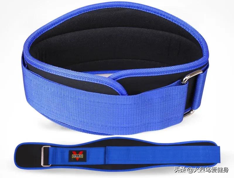 健身需要带手套吗_健身带的手套_健身手套有必要买带束带的么