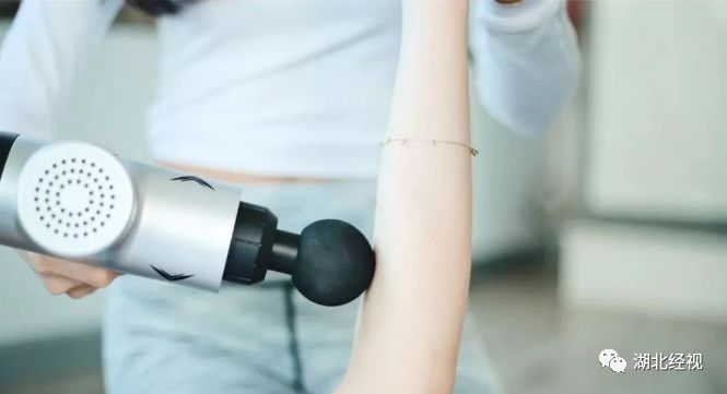 筋膜枪选购注意事项_综合训练器 胸肌_筋膜枪使用不当肌肉劳损