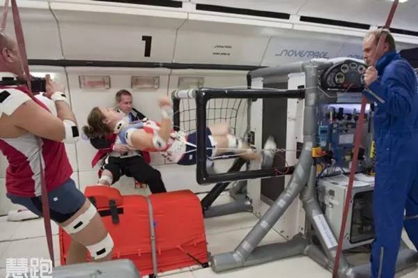 什么牌子跑步机好适合家用_家用跑步机_高端跑步机