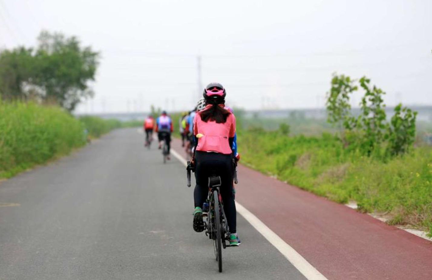 澳门管家一肖一特中下一期预测 新手骑行入门指南，初次骑行适合购买哪些装备？迪卡侬、喜德盛、TREK崔克的公路车/自行车到底哪款更值得入手？