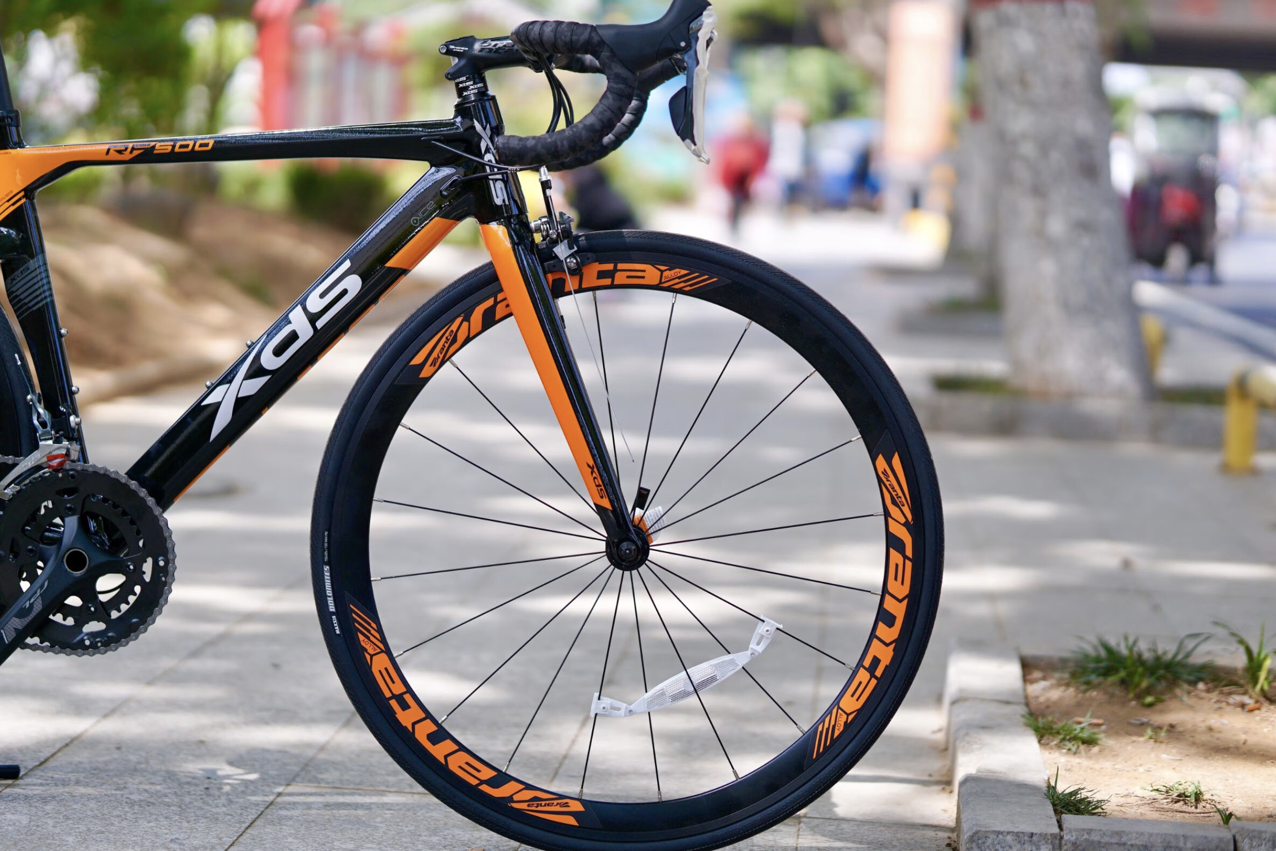 骑行入门指南_骑行手套和健身手套_共享单车体验