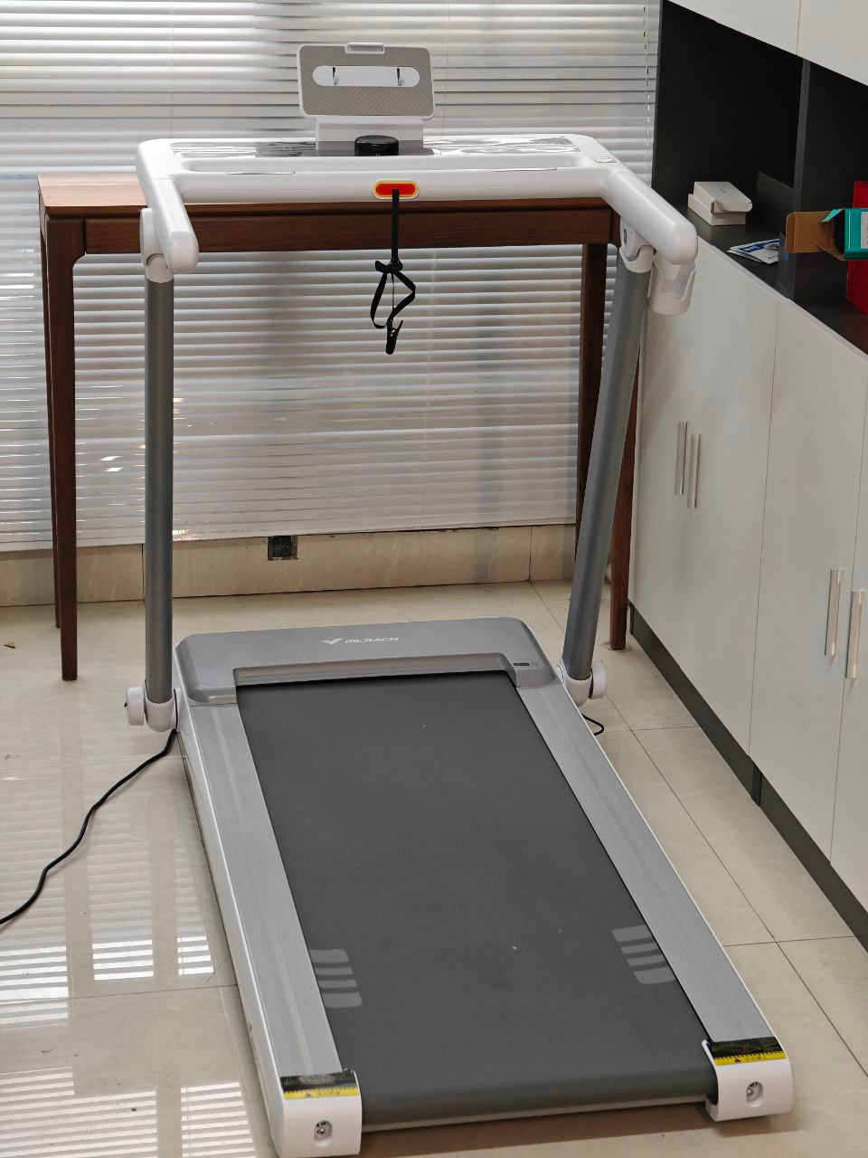 什么牌子跑步机好适合家用_家用跑步机选购指南_跑步机品牌推荐