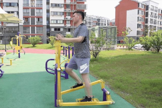 社区健身器材使用方法_五人站综合训练器安装_椭圆机使用方法