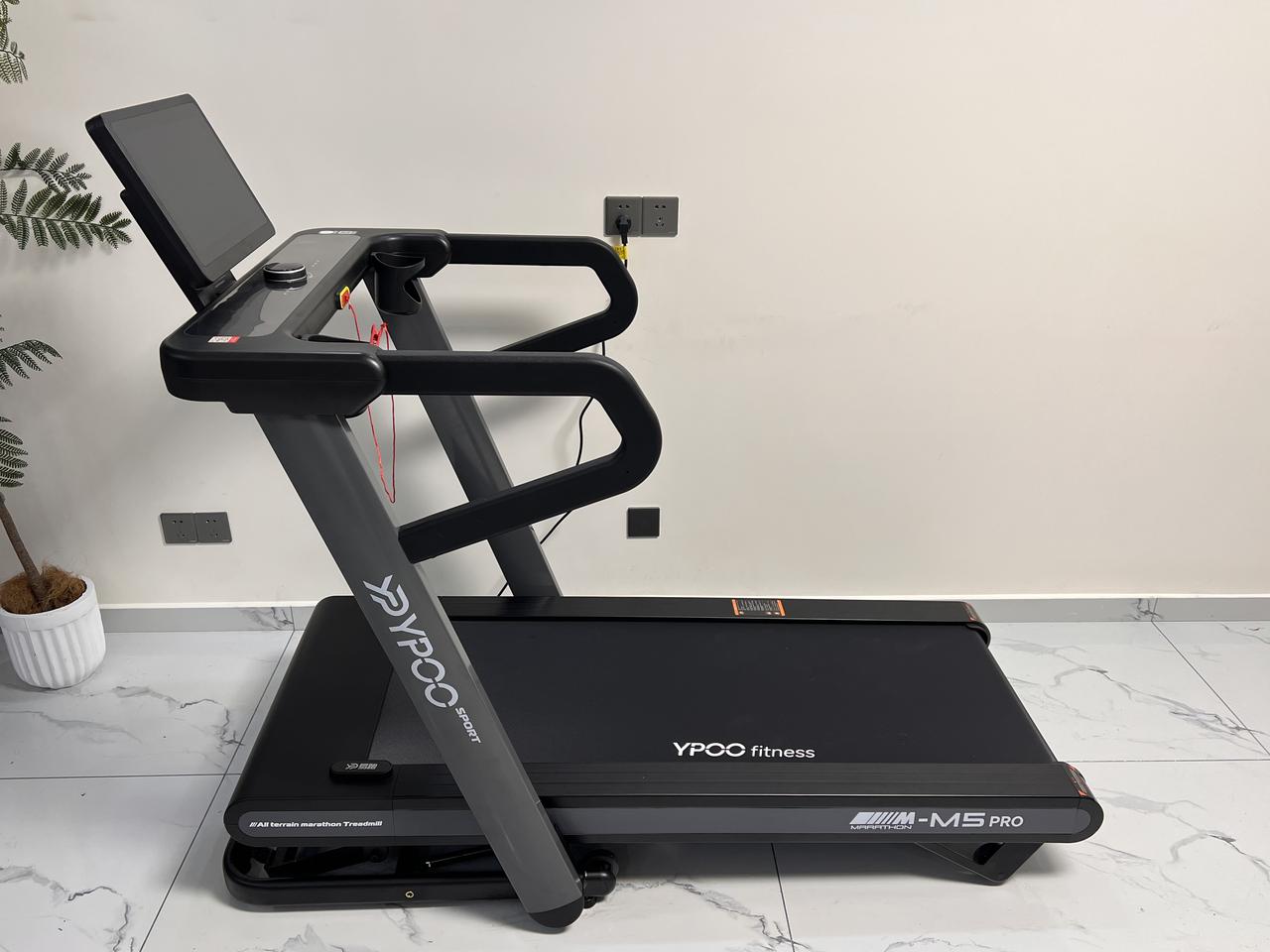 大坡度跑步机选购指南_什么牌子跑步机好适合家用_易跑M5 Pro评测