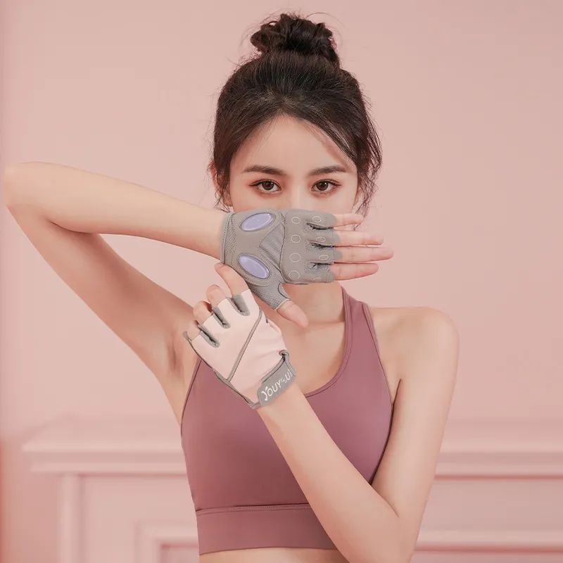 健身戴手套的优缺点_健身手套紧的好处_如何选择适合自己的健身运动手套