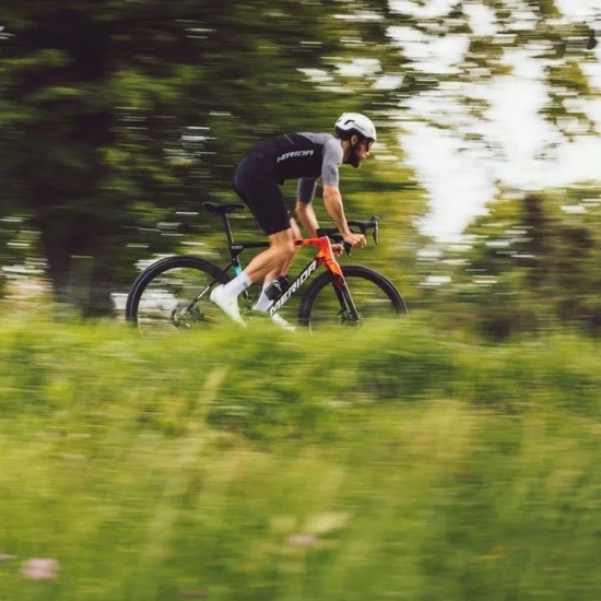 适合城市通勤的自行车品牌_sportsart自行车_骑行自行车品牌推荐