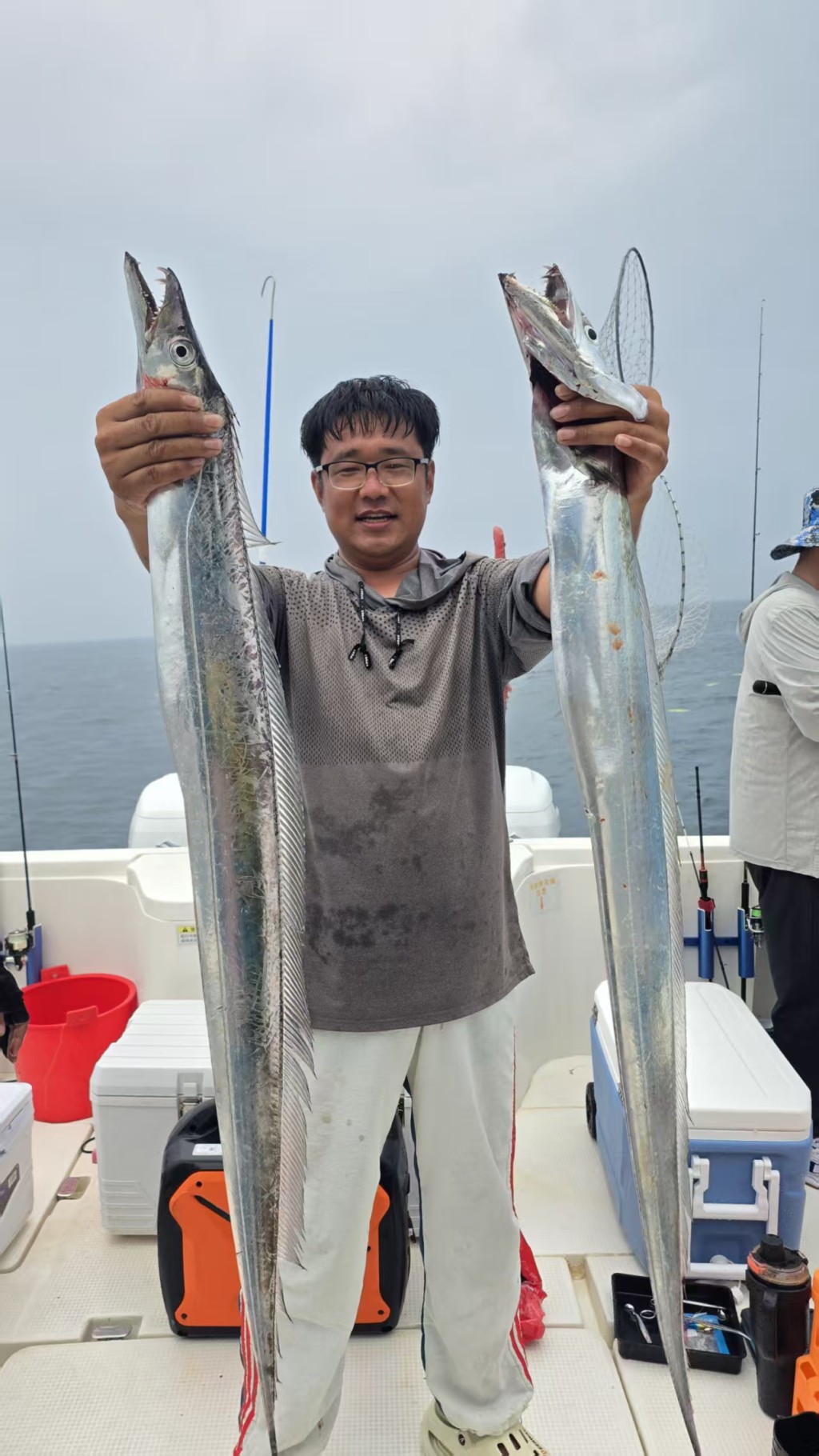 青岛海钓刀鲅_天津租船海钓_青岛海钓攻略
