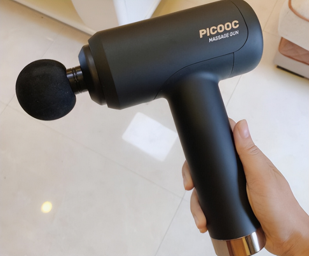 筋膜枪选购指南_倍益康有品未野测评_综合训练器什么牌子好