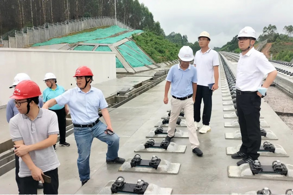 安全生产月活动_安全生产月新闻稿件_安全知识讲座